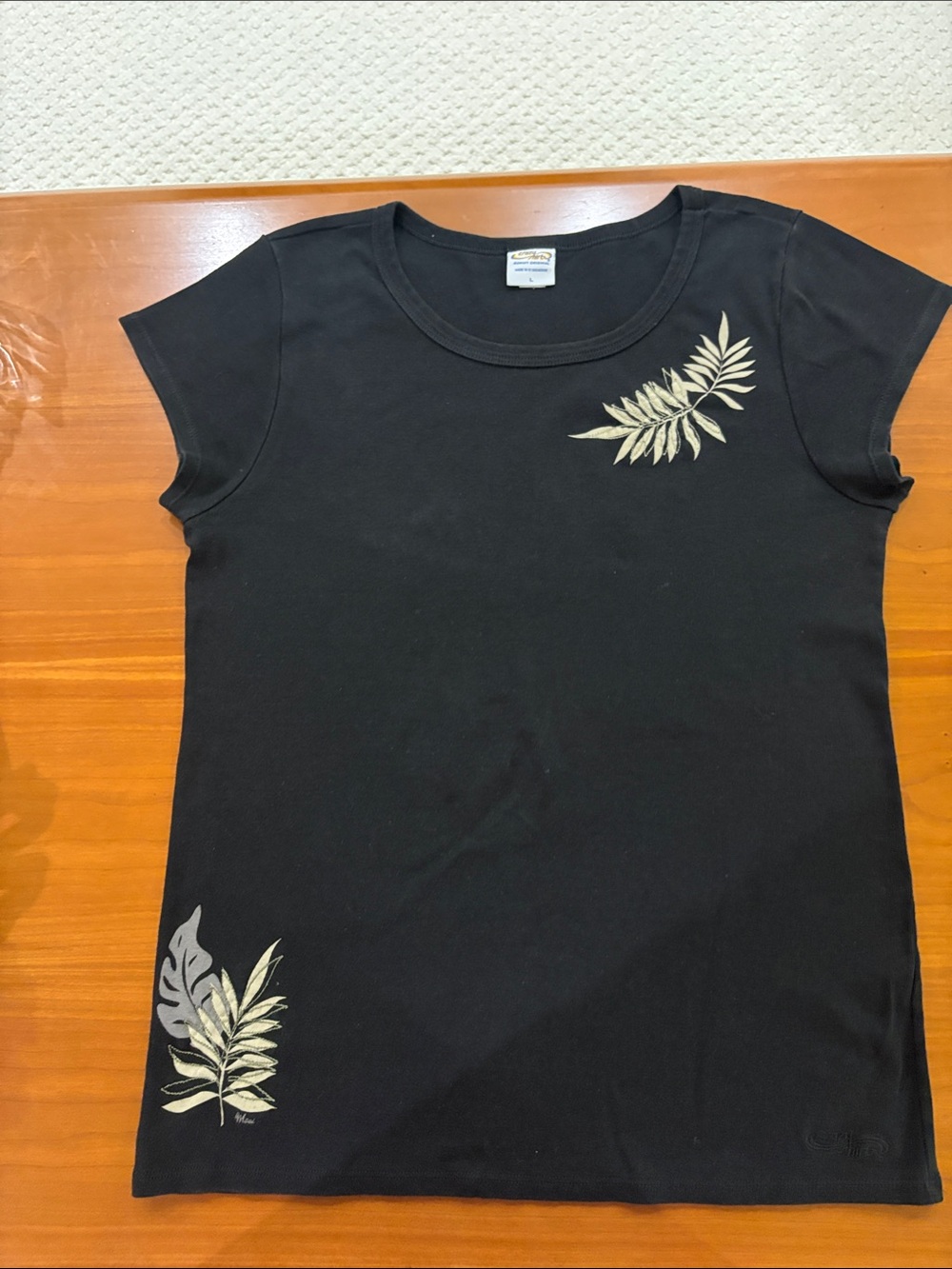 Black Short-Sleeve Tee with Leaf Print - and embroidery Women's Top
